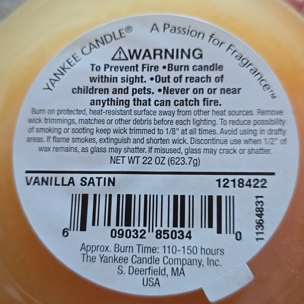 New Rare‎ Yankee Candle White Label Vanilla Satin 22 OZ JAR